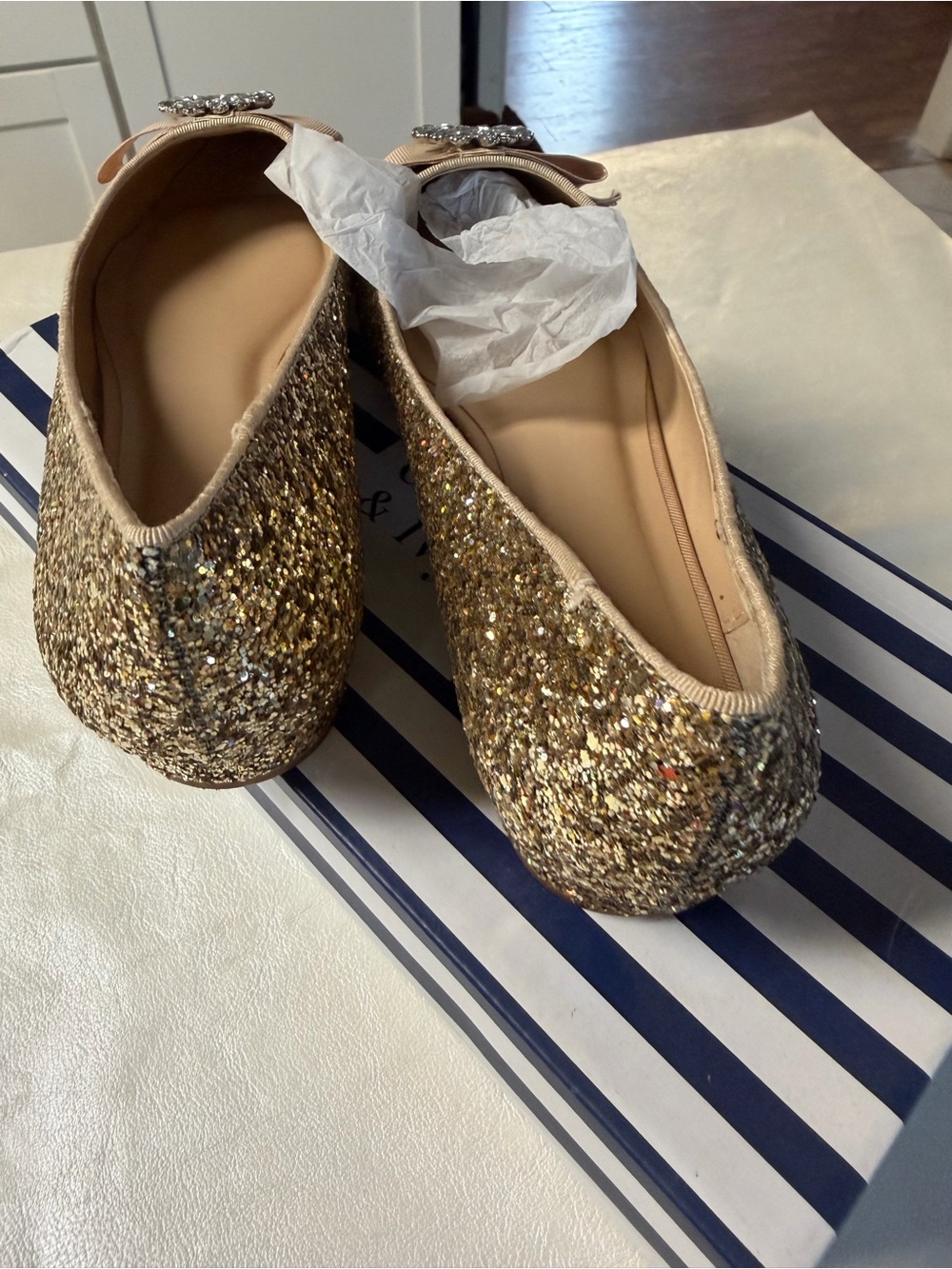 Crown and Ivy Gold Glitter Pointed Flats with Bow and Crystal Brooch - Picture 4 of 9